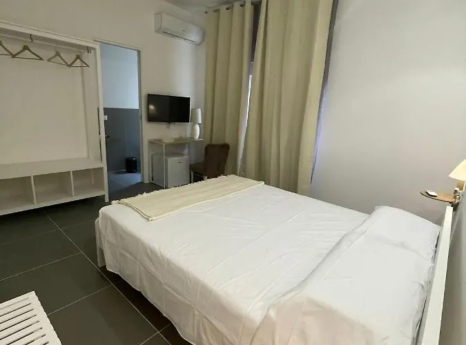 Milu's 4* Palermo