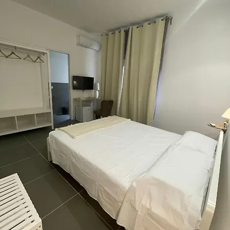 Milu's 4* Palermo